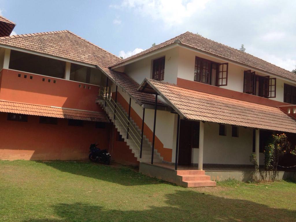 Stay Simple 3 Hills County Resort Kalpetta Eksteriør billede