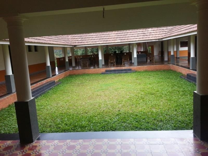 Stay Simple 3 Hills County Resort Kalpetta Eksteriør billede